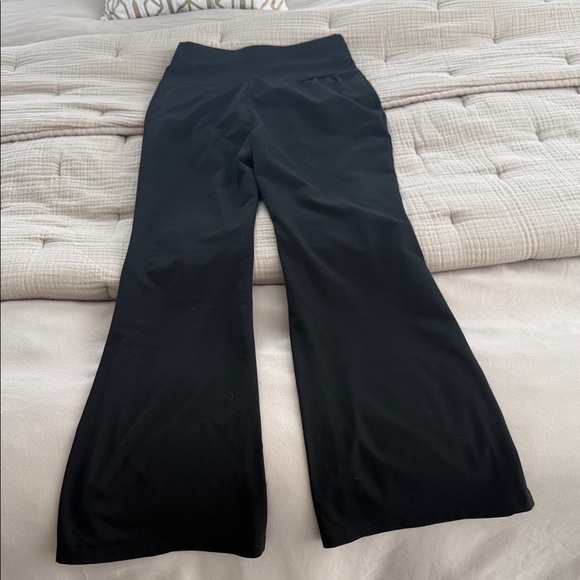 SHEIN Elegant Black flare yoga pants - Picture 3 of 3